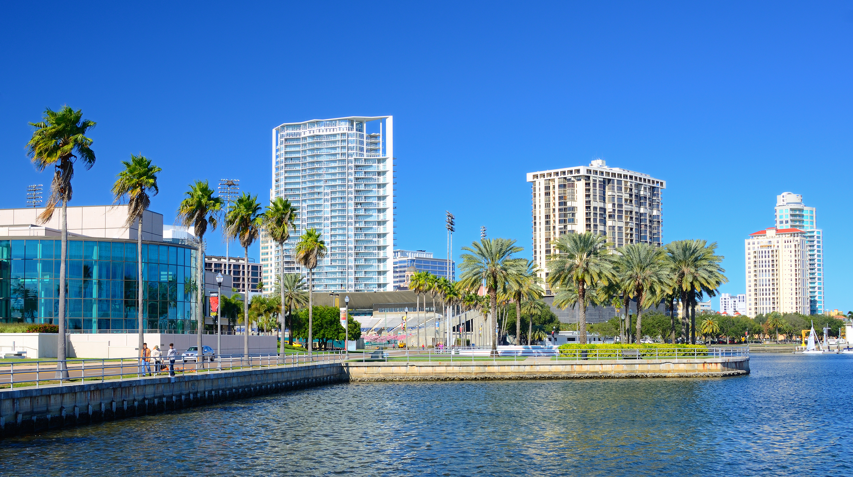 LUXE Title Services | Smith & Associates Real Estate